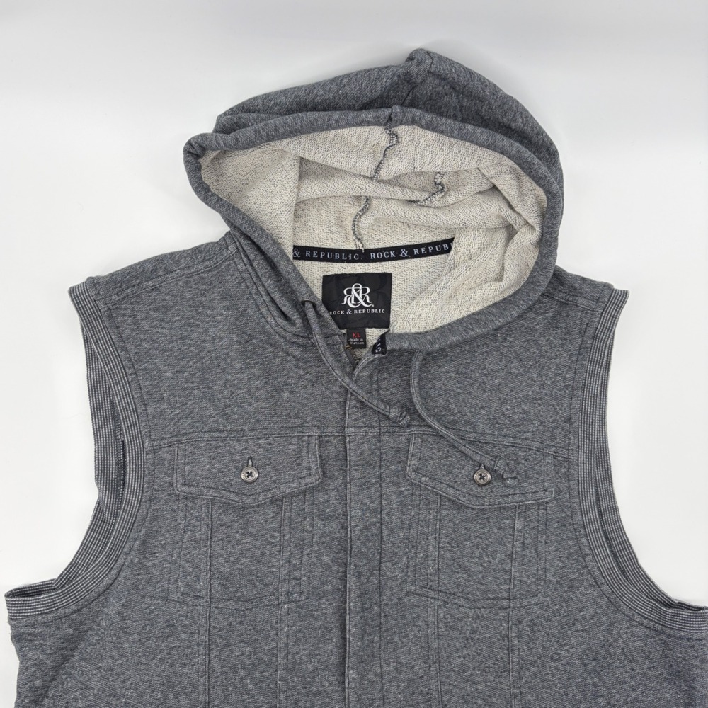 Rock & Republic Vest Mens XL Gray Sleeveless Zip Hooded Utility Gym Jacket